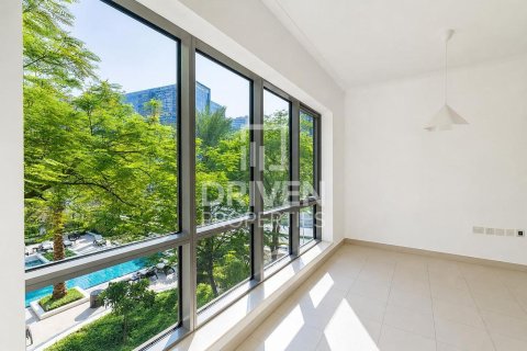 Appartement à South Ridge, Downtown Dubai (Downtown Burj Dubai), Dubai, 2 chambres, 134.71 m², № 142999
