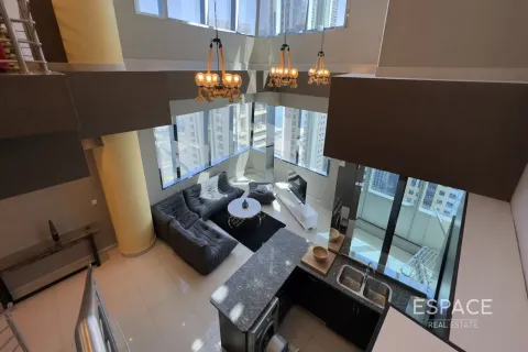 Apartment in Dubai Marina, Dubai 4 bedrooms, 244 sq.m. № 122894 - photo 3