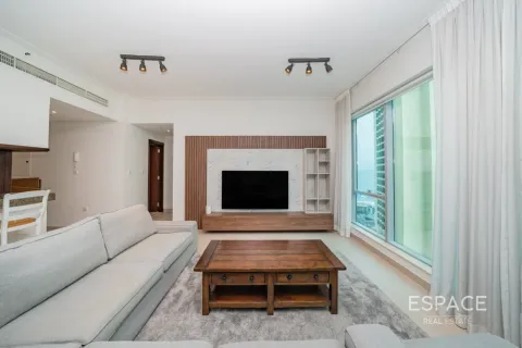 Снять в аренду квартиру в Дубай Марине, Дубай: 2 спальни, 125м², № 122892 - фото 2