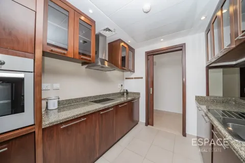 Снять в аренду квартиру в Дубай Марине, Дубай: 2 спальни, 125м², № 122892 - фото 6