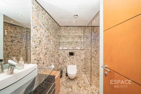 Apartment in Dubai Marina, Dubai 2 bedrooms, 143 sq.m. № 122893 - photo 12