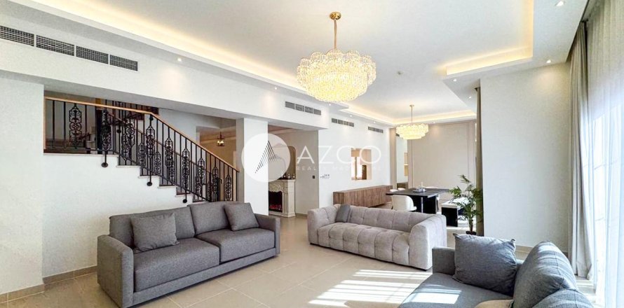 Вилла в Дубае, 4 спальни, 468.7м², № 37818