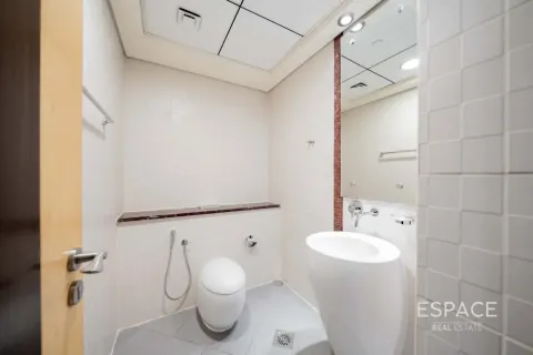 Apartment in Jumeirah Beach Residence, Dubai 4 bedrooms, 288 sq.m. № 122907 - photo 13