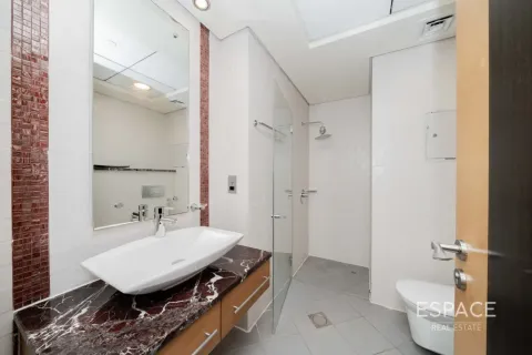 Apartment in Jumeirah Beach Residence, Dubai 4 bedrooms, 288 sq.m. № 122907 - photo 12