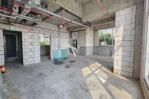 Propiedad comercial en District 15, Jumeirah Village Circle, Dubai, 190 m², № 118593 - foto 11
