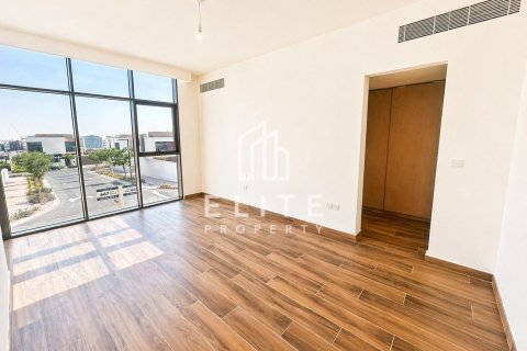 Villa in Al Furjan, Dubai 5 bedrooms, 625 sq.m. № 139063 - photo 8