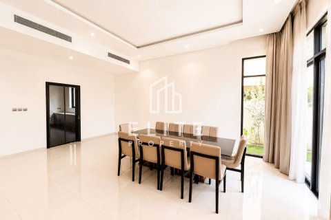 Villa en The Field, DAMAC Hills (Akoya by DAMAC), Dubai, 5 dormitorios, 465 m², № 139071 - foto 8