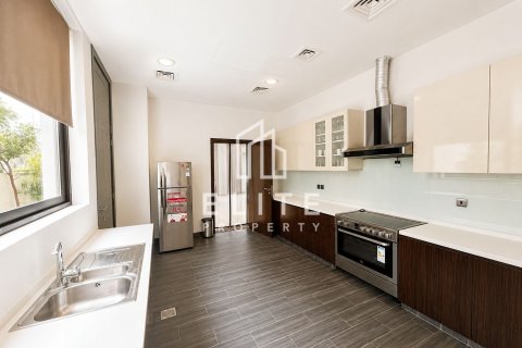 Villa en The Field, DAMAC Hills (Akoya by DAMAC), Dubai, 5 dormitorios, 465 m², № 139071 - foto 19