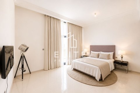 Villa en The Field, DAMAC Hills (Akoya by DAMAC), Dubai, 5 dormitorios, 465 m², № 139071 - foto 17
