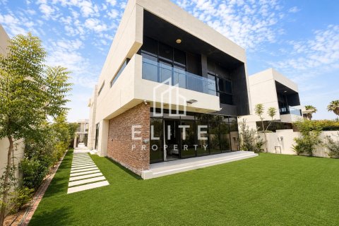 Villa en The Field, DAMAC Hills (Akoya by DAMAC), Dubai, 5 dormitorios, 465 m², № 139071 - foto 2