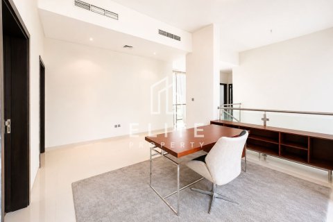 Villa en The Field, DAMAC Hills (Akoya by DAMAC), Dubai, 5 dormitorios, 465 m², № 139071 - foto 18
