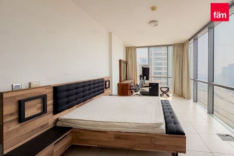 Apartment in Dubai 3 bedrooms, 158.2 sq.m. № 139714 - photo 2