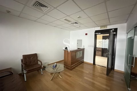 Oficina en Business Bay, Dubai, 107 m², № 118694 - foto 7