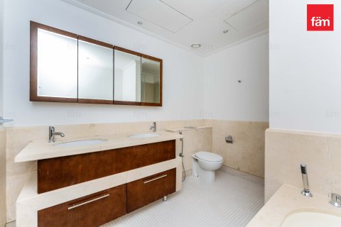 Apartment in Downtown Dubai (Downtown Burj Dubai), Dubai 2 bedrooms, 151.9 sq.m. № 123315 - photo 20