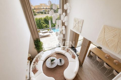 Вилла в Jumeirah Islands, Дубай, 4 спальни, 1001.68м², № 141102