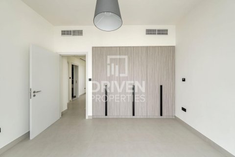 Villa in Golf Grove, Dubai Hills Estate, Dubai 3 bedrooms, 270.63 sq.m. № 141100 - photo 3