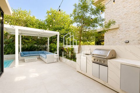 Townhouse in The Field, DAMAC Hills (Akoya by DAMAC), Dubai 5 bedrooms, 325 sq.m. № 134973 - photo 8