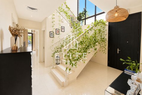 Townhouse in The Field, DAMAC Hills (Akoya by DAMAC), Dubai 5 bedrooms, 325 sq.m. № 134973 - photo 13