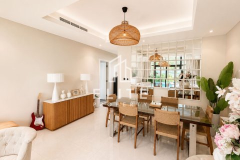 Townhouse in The Field, DAMAC Hills (Akoya by DAMAC), Dubai 5 bedrooms, 325 sq.m. № 134973 - photo 5