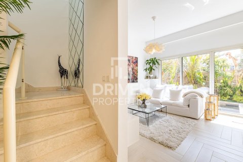 Adosado en Al Andalus, Jumeirah Golf Estates, Dubai, 2 dormitorios, 134.43 m², № 140666 - foto 7