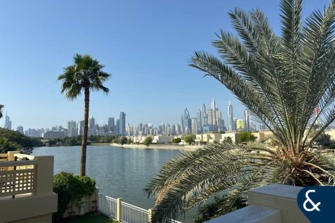 فيلا في البحيرات, دبي 4 غرف نوم, 324 م² رقم 88448 - صورة 2