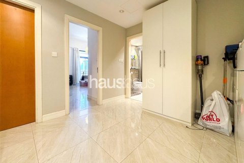Apartamento en Greens, Dubai, 3 dormitorios, 193 m², № 43774 - foto 8