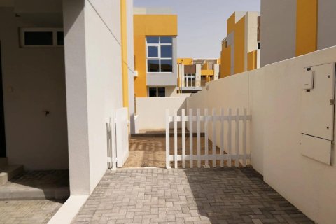 Villa à Dubai, 3 chambres, 253 m², № 24130 - photo 14