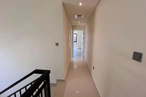 Villa in Dubai 3 bedrooms, 172 sq.m. № 24134 - photo 11