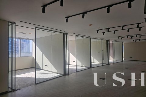Oficina en Barsha Heights (Tecom), Dubai, 215 m², № 39042 - foto 14