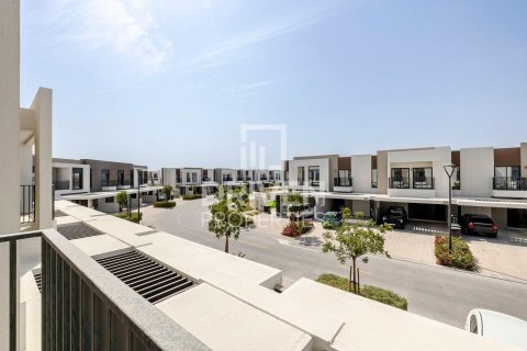 Villa in EMAAR South, Dubai South (Dubai World Central), Dubai 3 bedrooms, 156.73 sq.m. № 128765