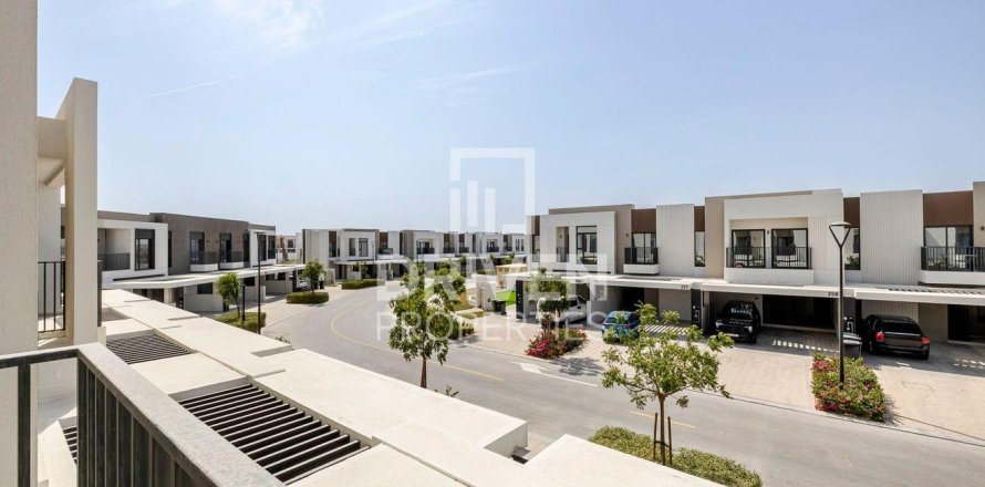 Вилла в EMAAR South, Dubai South (Dubai World Central), Дубай, 3 спальни, 156.73м², № 128765