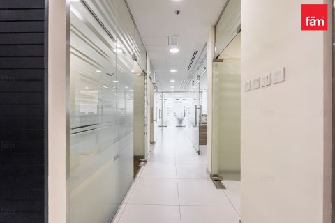 Снять в аренду офис в Бизнес-Бэе, Дубай: 149.9м², № 117759 - фото 12