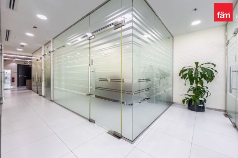 Снять в аренду офис в Бизнес-Бэе, Дубай: 149.9м², № 117759 - фото 13