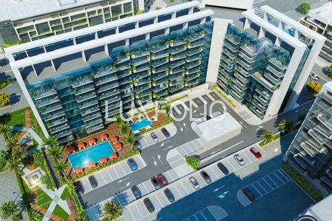 Apartment in Dubai Studio City, Dubai 2 bedrooms, 79 sq.m. № 45942 - photo 12