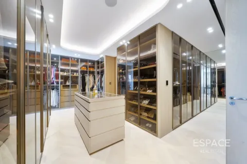 Villa à Palm Jumeirah, Dubai, 4 chambres, 557 m², № 122374 - photo 16