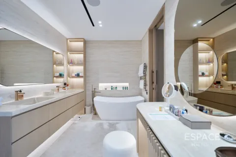 Villa à Palm Jumeirah, Dubai, 4 chambres, 557 m², № 122374 - photo 11
