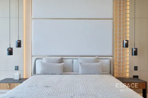 Villa à Palm Jumeirah, Dubai, 4 chambres, 557 m², № 122374 - photo 18