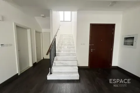 Maison de ville à Dubai, 3 chambres, 208 m², № 122377 - photo 5