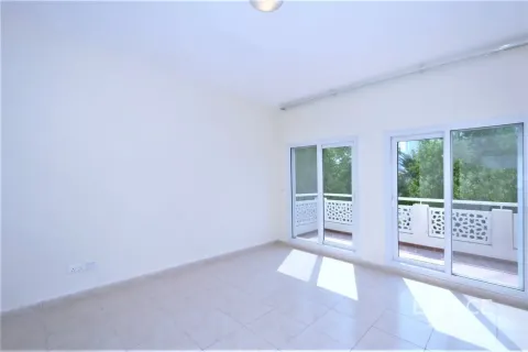 Villa à Meadows, Dubai, 4 chambres, 332 m², № 122371 - photo 17