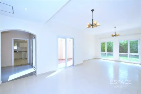 Villa à Meadows, Dubai, 4 chambres, 332 m², № 122371 - photo 11