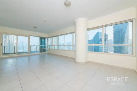 Apartment in Marina Quay West, Dubai Marina, Dubai 2 bedrooms, 146 sq.m. № 122372 - photo 2