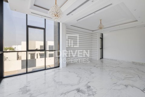 Villa en Al Barsha South, Al Barsha, Dubai, 6 dormitorios, 2148.38 m², № 138559 - foto 17