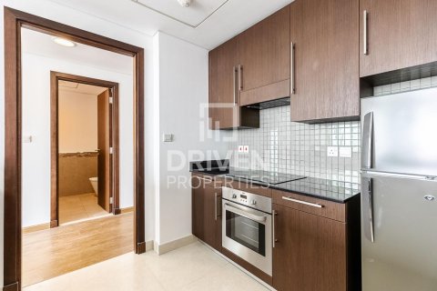 Снять в аренду квартиру в DIFC, Дубай: 1 спальня, 89.19м², № 128174 - фото 9