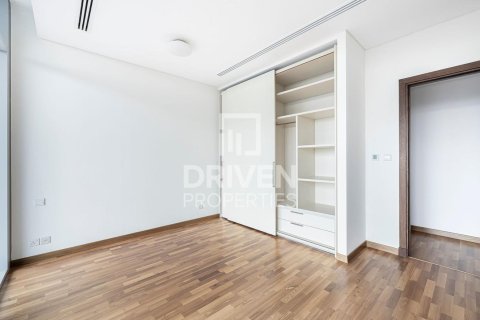 Снять в аренду квартиру в DIFC, Дубай: 2 спальни, 170.94м², № 128173 - фото 5