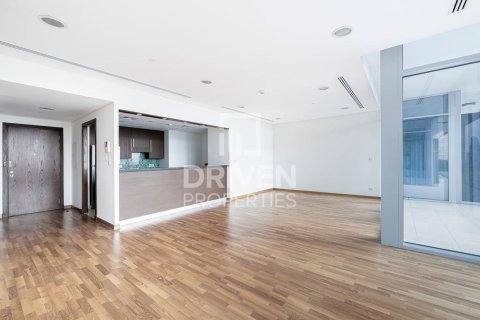 Снять в аренду квартиру в DIFC, Дубай: 2 спальни, 170.94м², № 128173 - фото 2