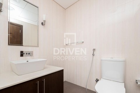 Снять в аренду квартиру в DIFC, Дубай: 2 спальни, 170.94м², № 128173 - фото 10