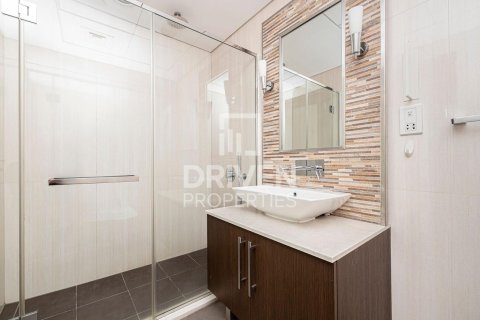 Снять в аренду квартиру в DIFC, Дубай: 2 спальни, 170.94м², № 128173 - фото 9
