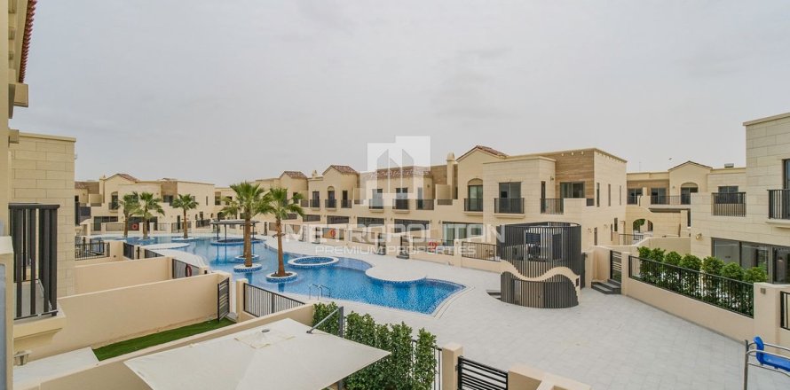 Townhouse in Jumeirah Golf Estates, Dubai 3 bedrooms, 154 sq.m. № 74297