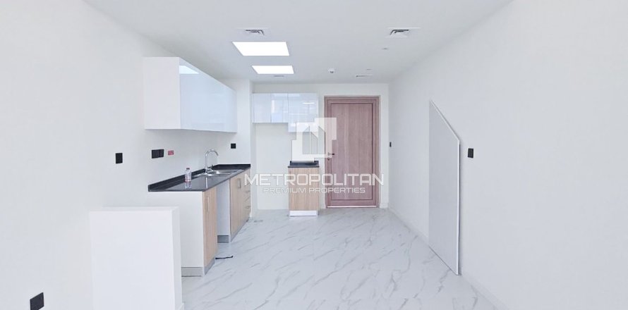 Adosado en Rukan, Dubai, 2 dormitorios, 107 m², № 74293