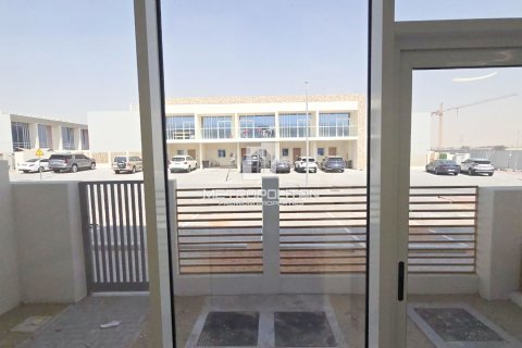 Adosado en Rukan, Dubai, 2 dormitorios, 107 m², № 74293 - foto 9